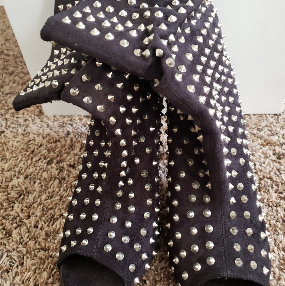 High heels black boots  LUXE by JUSTFAB